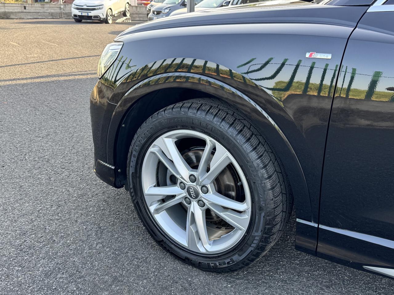 Audi Q3 35 TDI S tronic line edition