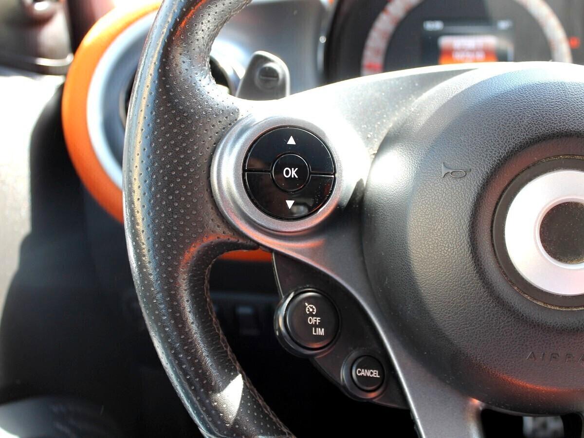 Smart ForTwo 70 1.0 Edition #1 AUT F1 CL16" CRONO TAGLIANDI SMART