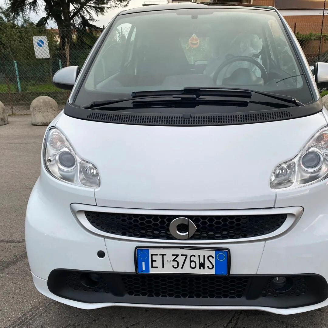 Smart ForTwo 1000 52 kW coupé passion ok per neo patentati