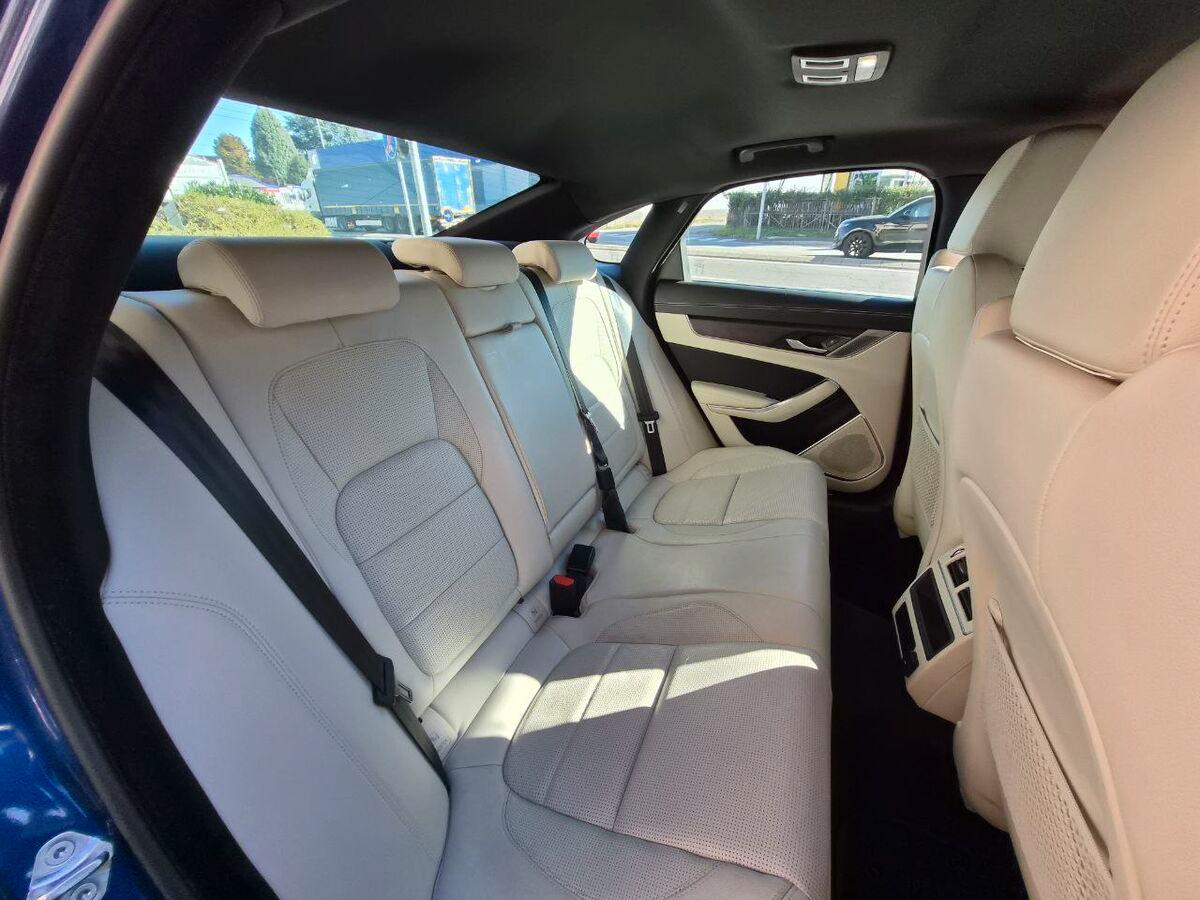 Jaguar XF II Berlina 2021 2.0d i4 mhev R-Dyn.HSE rwd 204cv auto