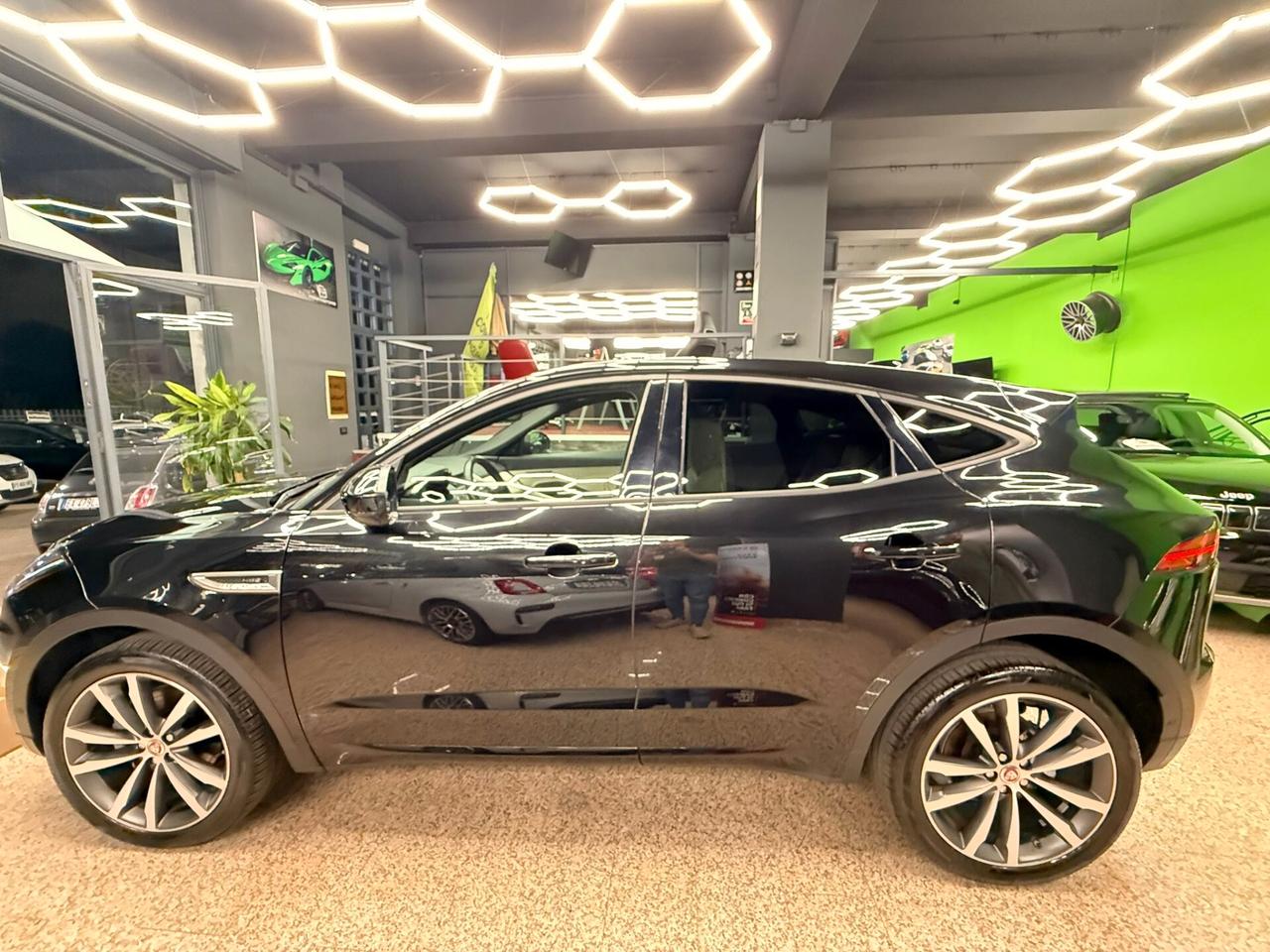 Jaguar E-Pace 2.0D 180 CV AWD aut. R-Dynamic HSE