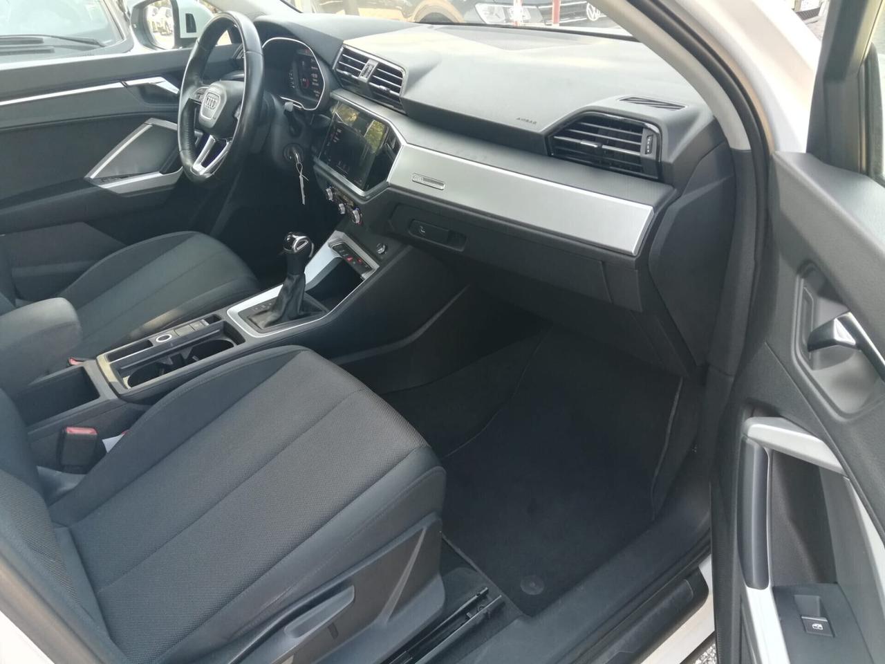 AUDI - Q3 - 35 TDI S tronic S line edition - FINAN