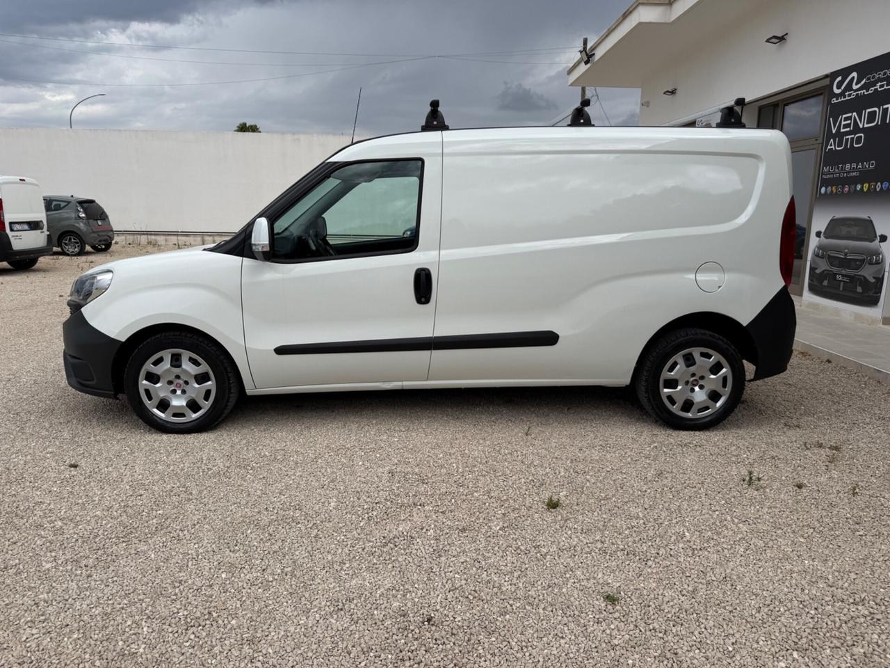 FIAT DOBLÒ MAXI 1.6 MJT 105cv Cargo MAXI Lamier 2 posti Autocarro IVA ESPOSTA