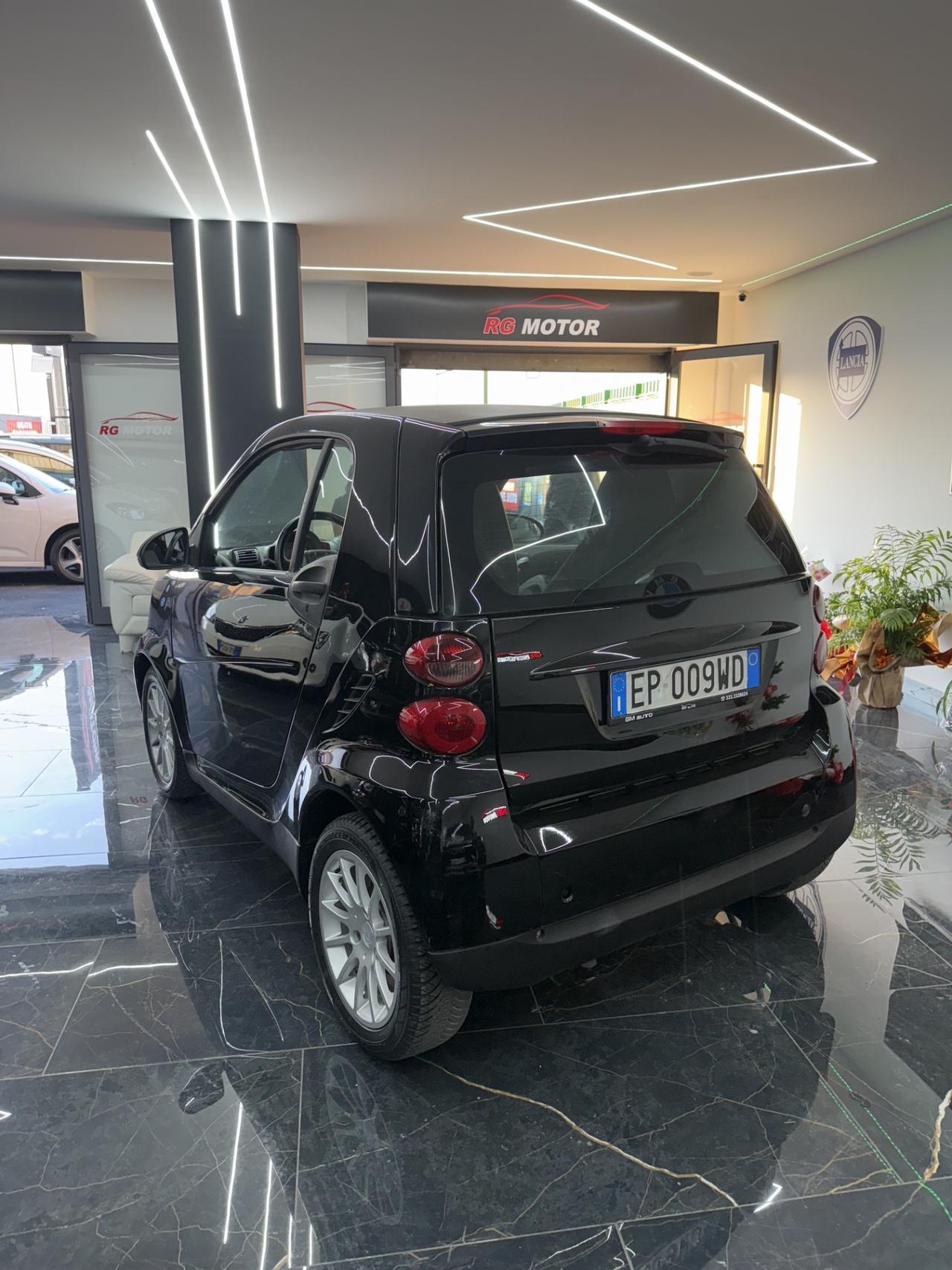 Smart ForTwo 800 40 kW coupé pure cdi