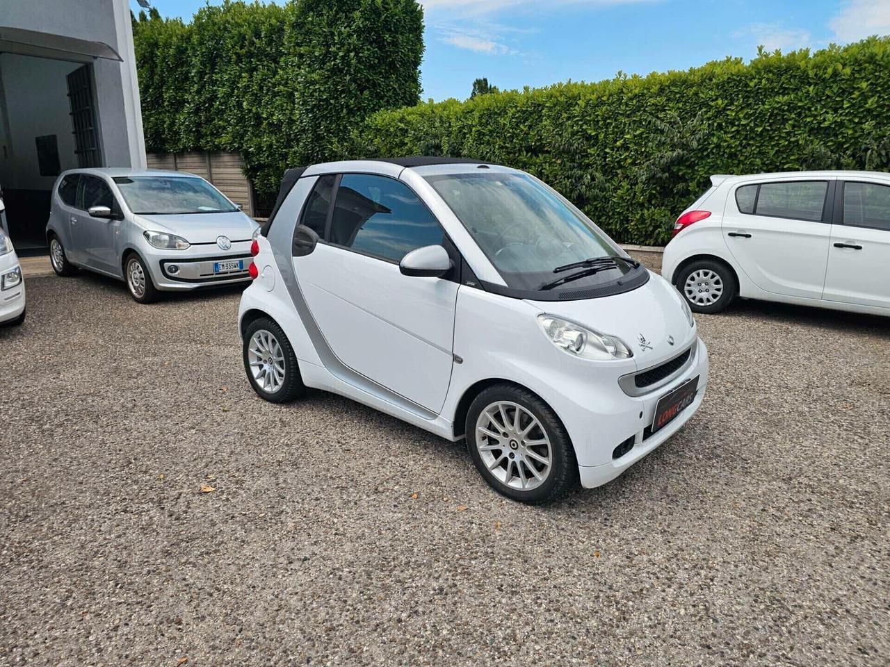 Smart ForTwo 1000 52 kW MHD cabrio passion
