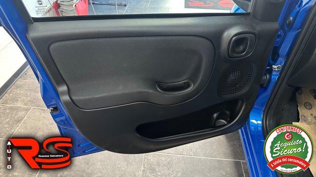 FIAT Panda 1.0 FireFly S&S Hybrid Pandina Adatta Neopatentati