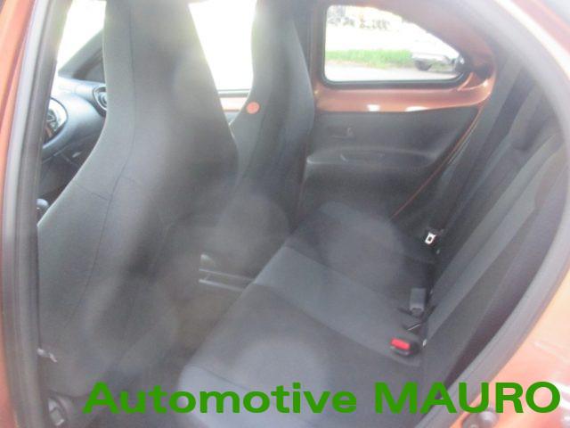 TOYOTA Aygo X 1.5 Hybrid 115 CV 5 porte Premium - NEOPATENTATI