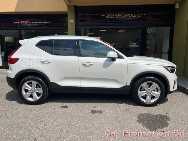 VOLVO XC40 B3 automatico Core Plus