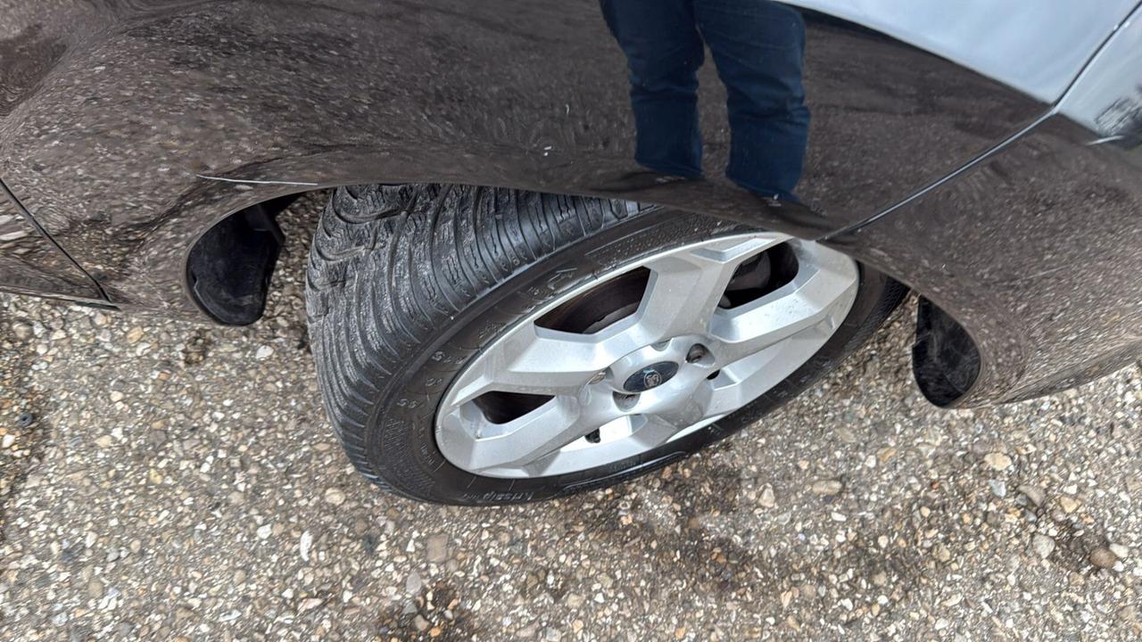 Ford Fiesta 1.4 TDCi 70CV 3 porte Titanium