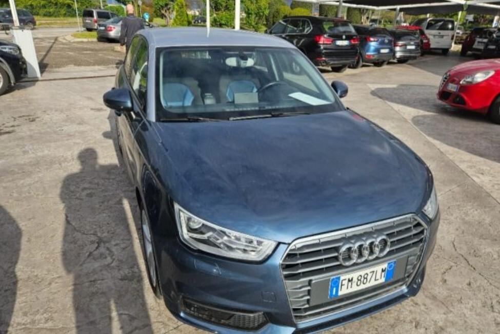 Audi A1 SPB 1.0 82 CV TFSI Admired