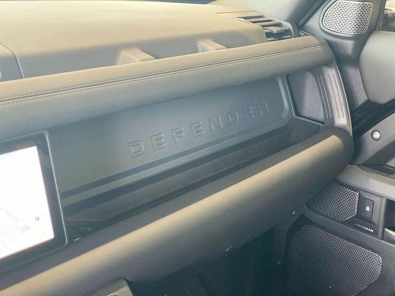 Land Rover Defender 110 3.0D 200 cv AWD Auto X Dynamic SE