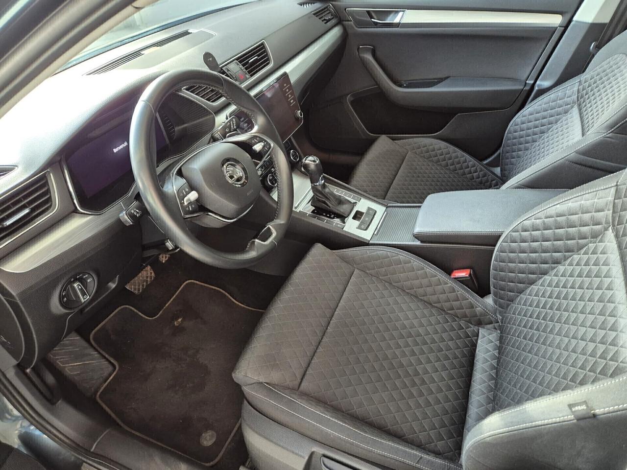 Skoda Superb 2.0 TDI EVO 150 CV SCR DSG Wagon Executive