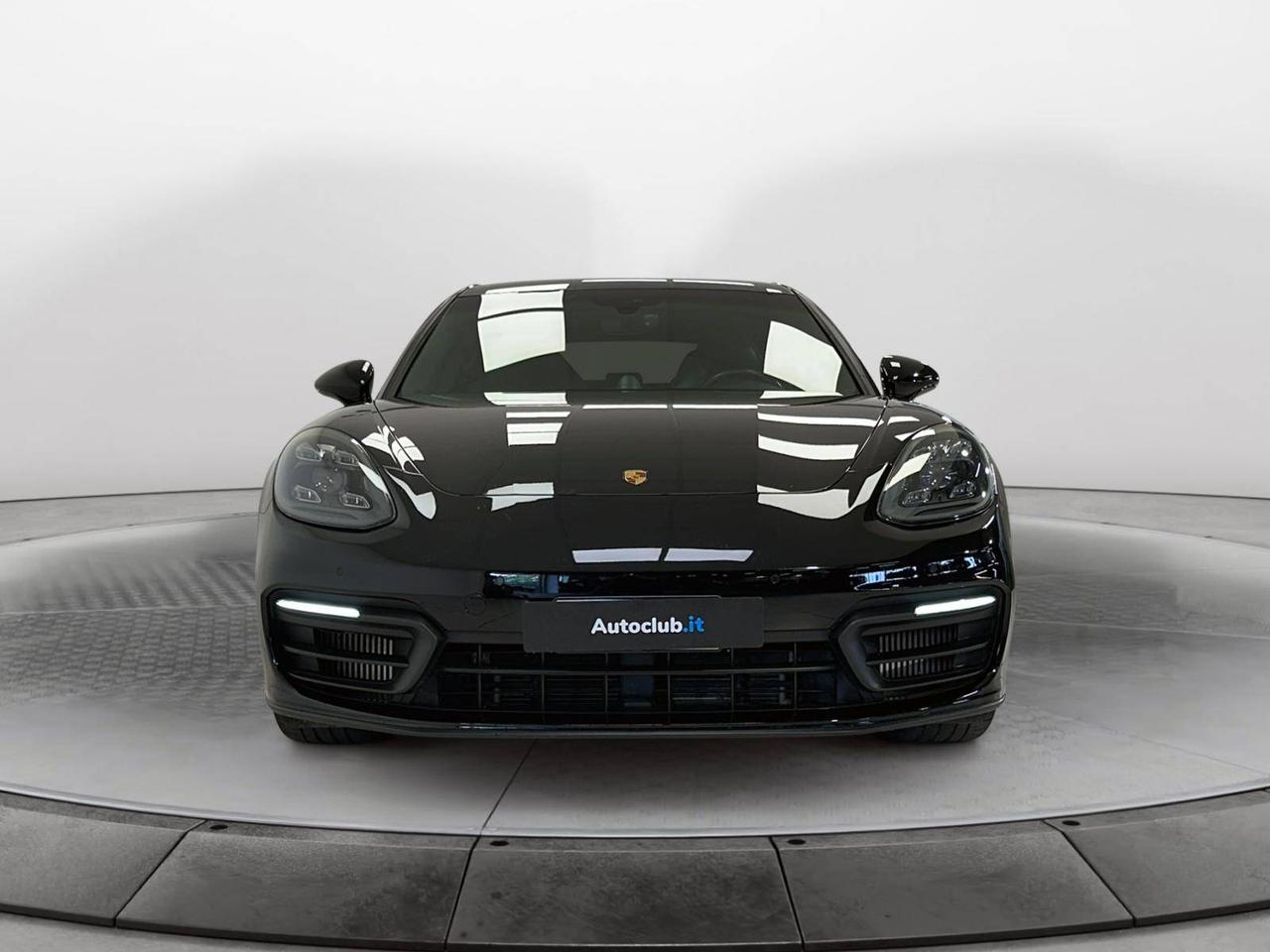 Porsche Panamera Sport Turismo 4 Platinum Edition 330cv