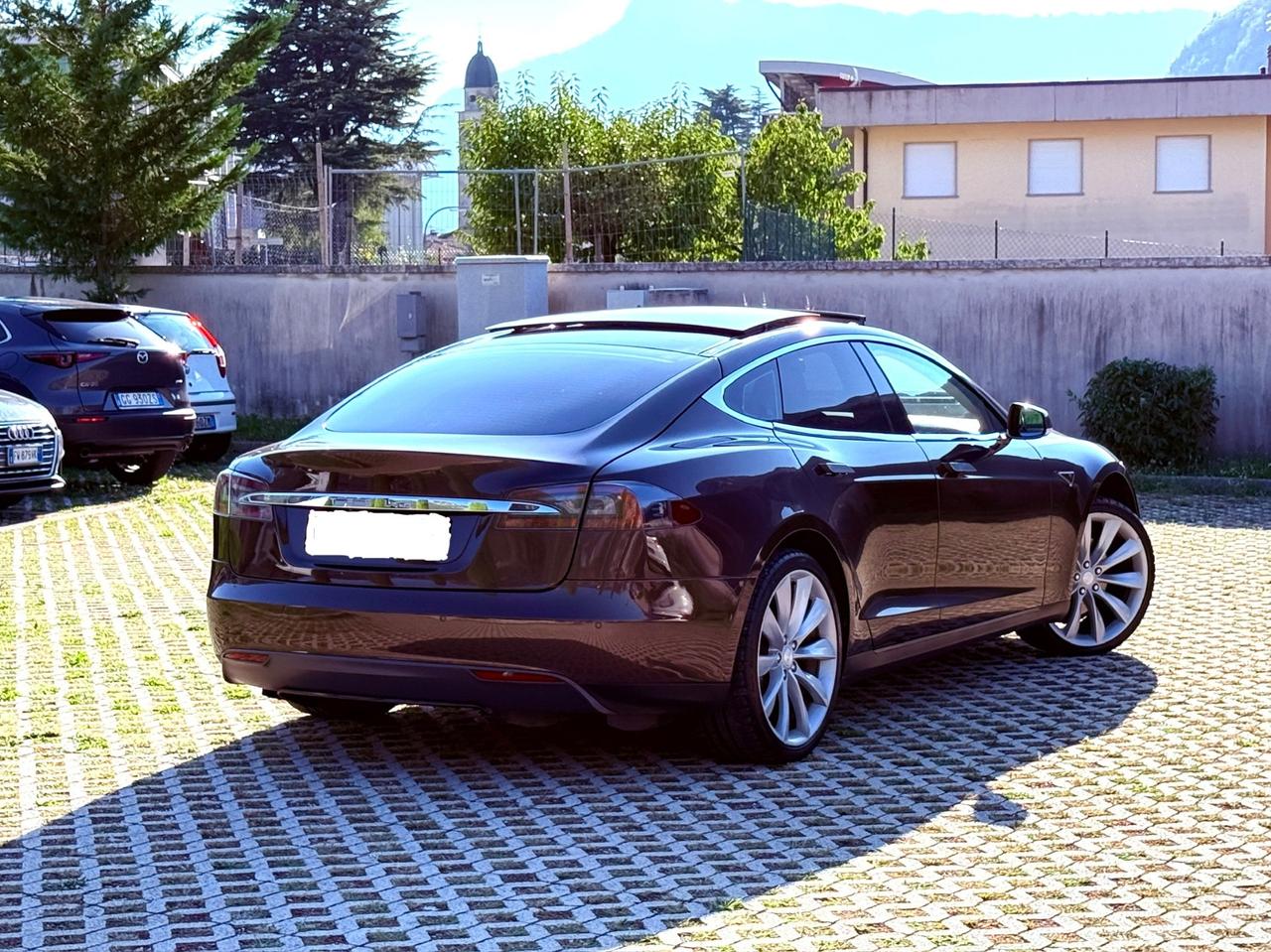 Tesla Model S 85 ,,RICARICA GRATIS A VITA”