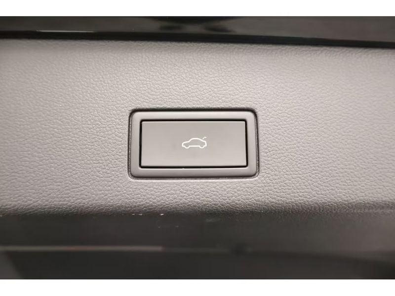 Volkswagen Golf Golf Variant 2.0 TDI 150 CV DSG SCR R-Line BLACK STYLE LED CAMERA HEAD-UP