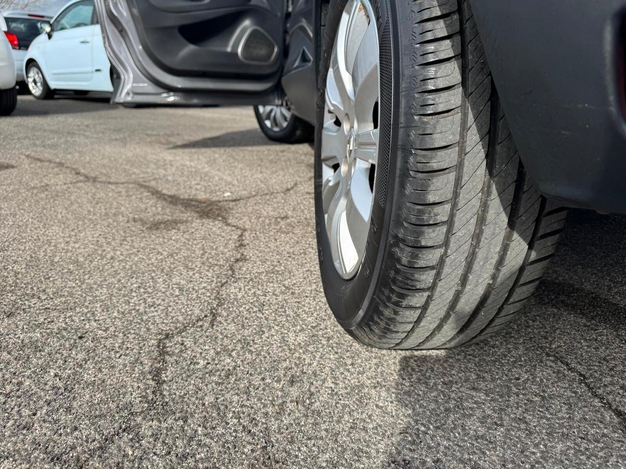 Renault Captur 1.5 DCI 90CV S&S ENERGY 2013