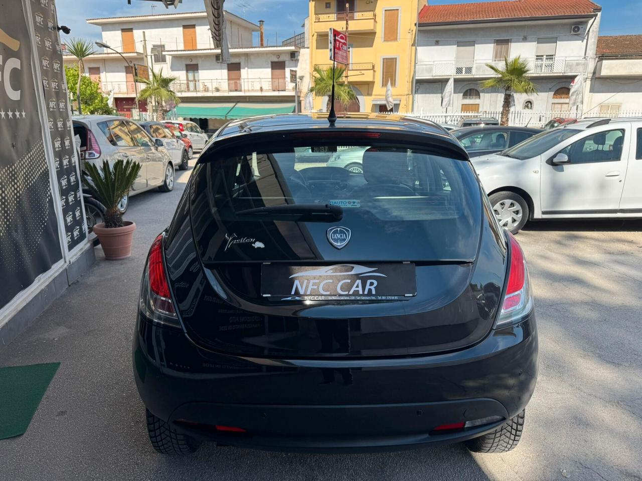 Lancia Ypsilon 5 porte Metano Ecochic Elefantino