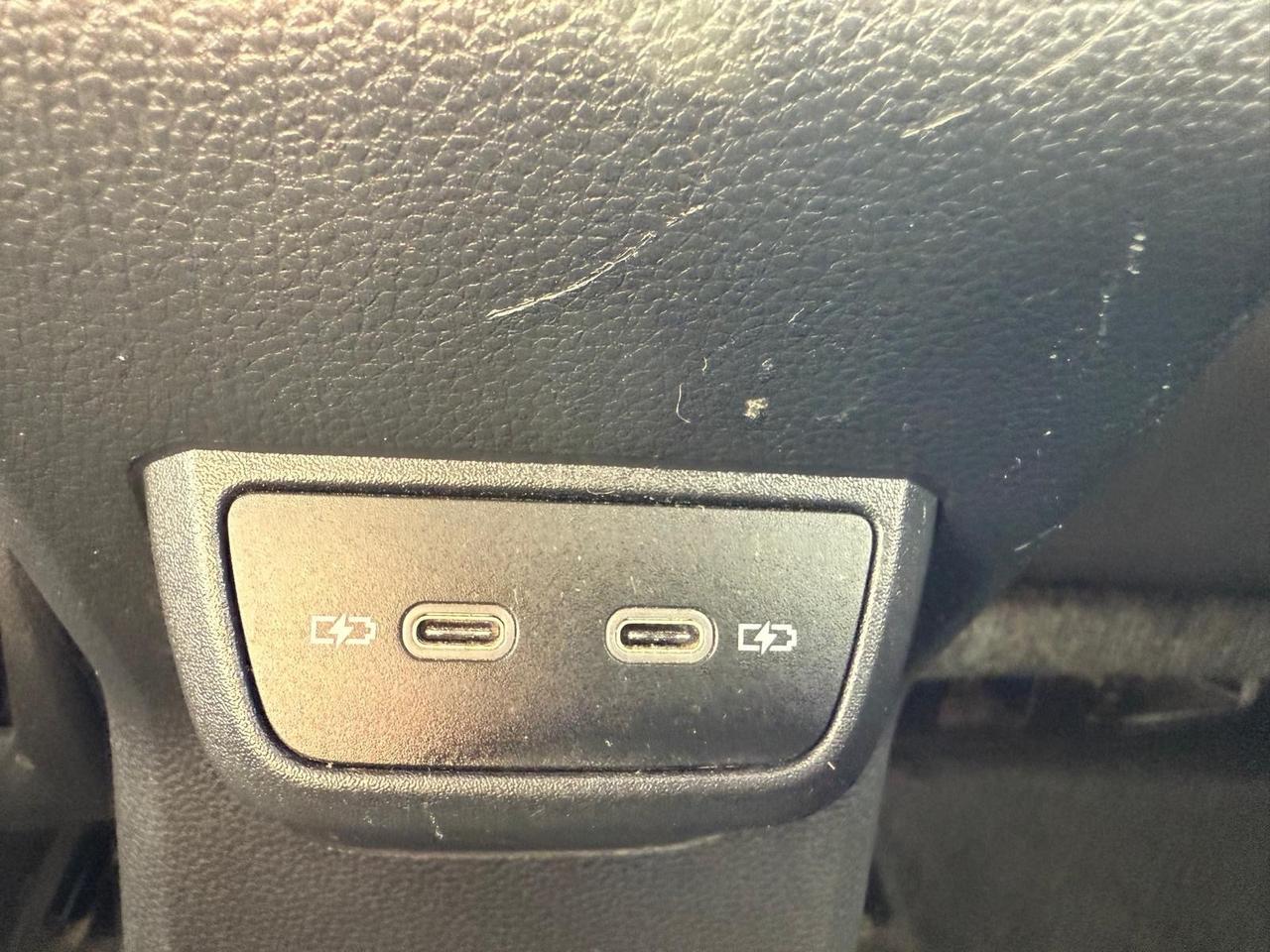 Volkswagen Polo 1.0 TSI DSG R-Line