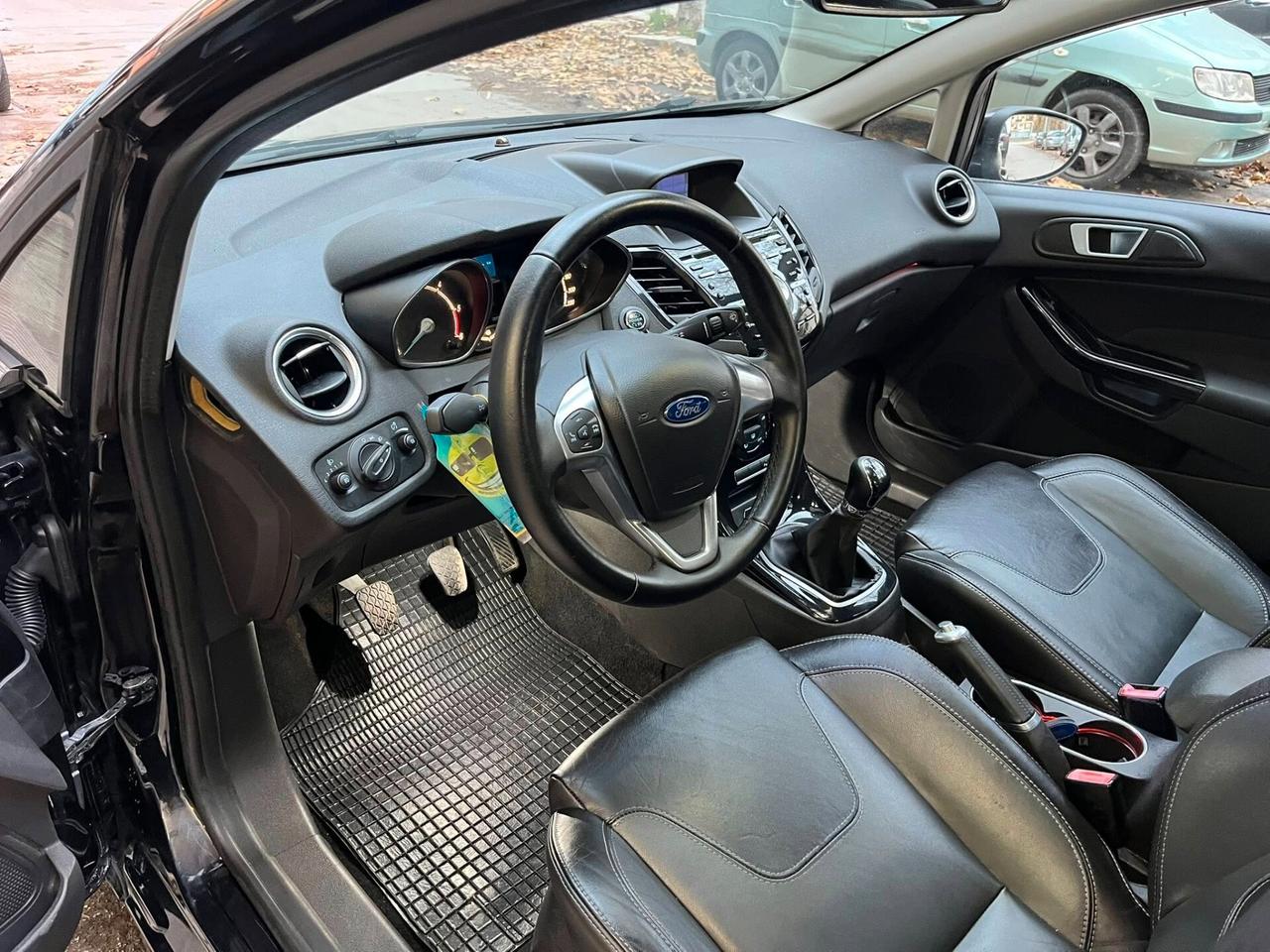 Ford Fiesta 1.5 TDCi 75CV 5 porte Titanium