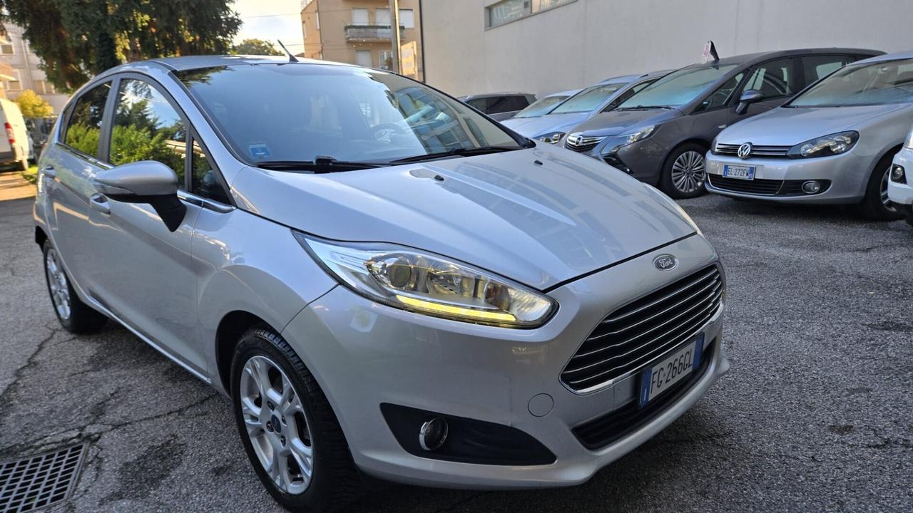 Ford Fiesta 1.5 TDCi 75CV 5 porte Titanium Neopate