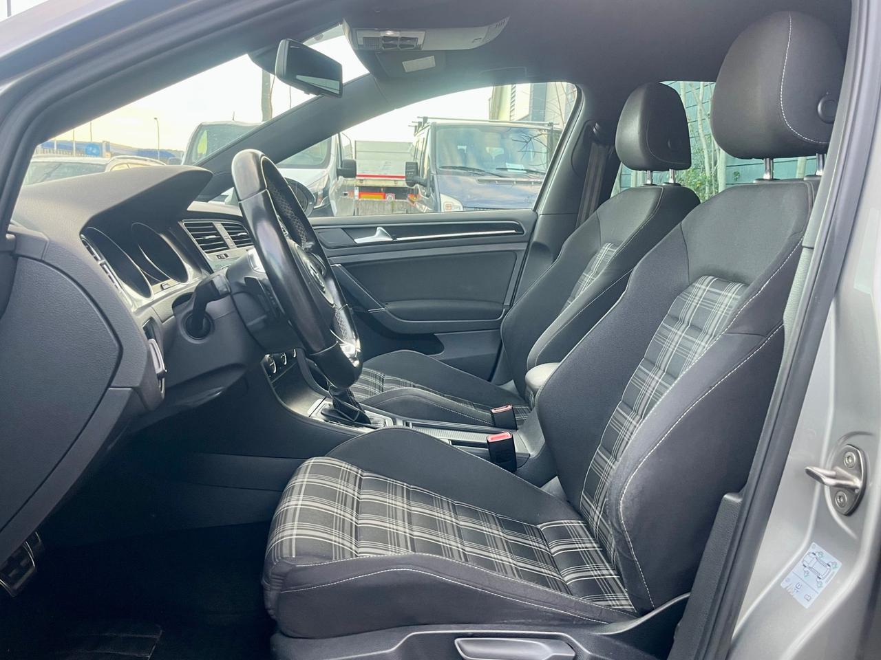 Volkswagen Golf 2.0 TDI GTD DSG EURO 6B BlueM Tech