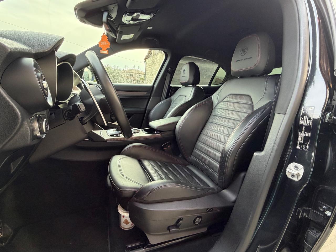 Alfa Romeo Stelvio 2.2 160 CV COMPETIZIONE