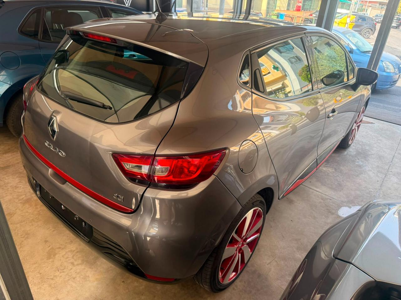Renault Clio dCi 8V 90CV EDC Start&Stop 5 porte Energy Intens