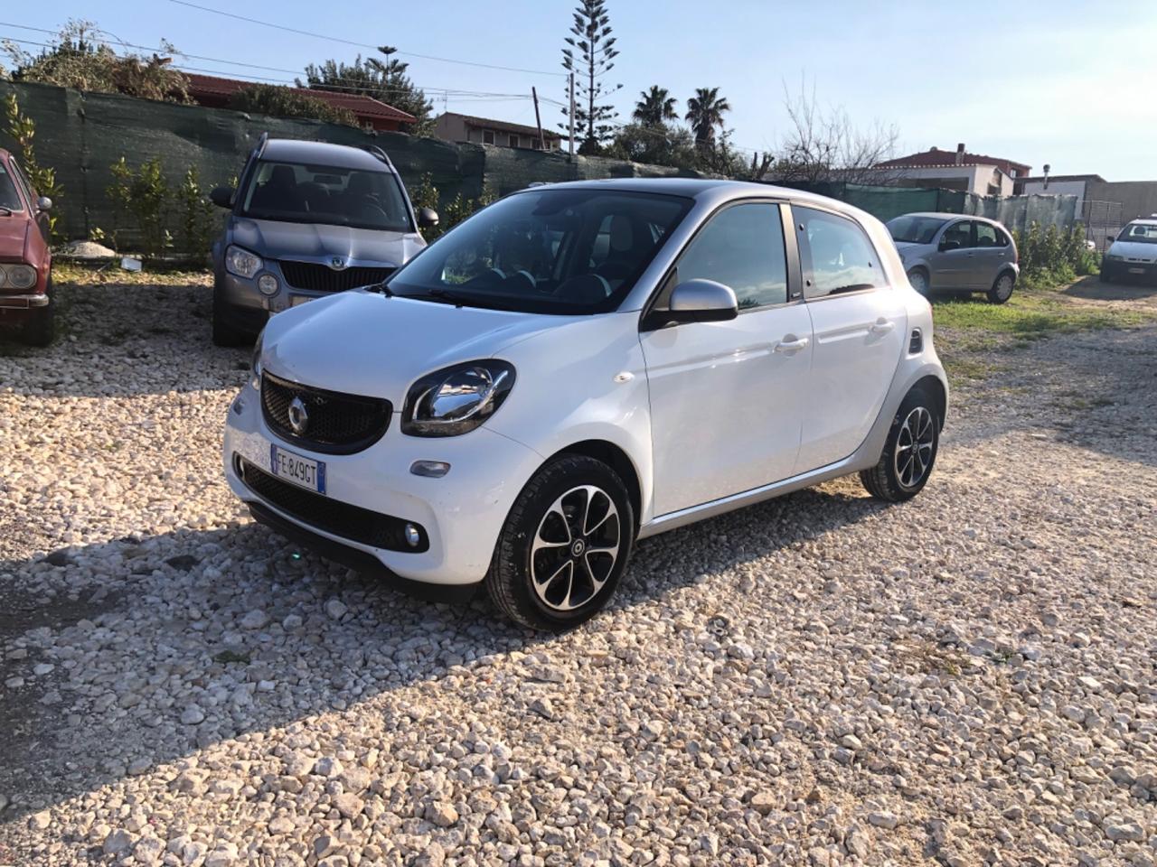 Smart ForFour 70 1.0 Prime