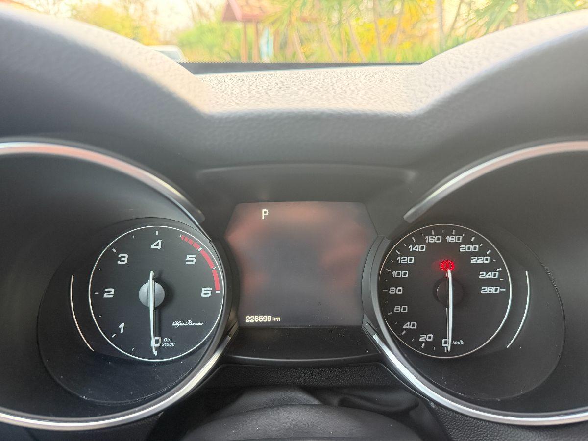 ALFA ROMEO - Stelvio - 2.2 T.diesel 210 CV AT8 Q4 Exec.