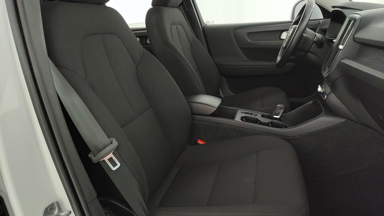 VOLVO XC40 1.5 t2 Momentum Core auto my21