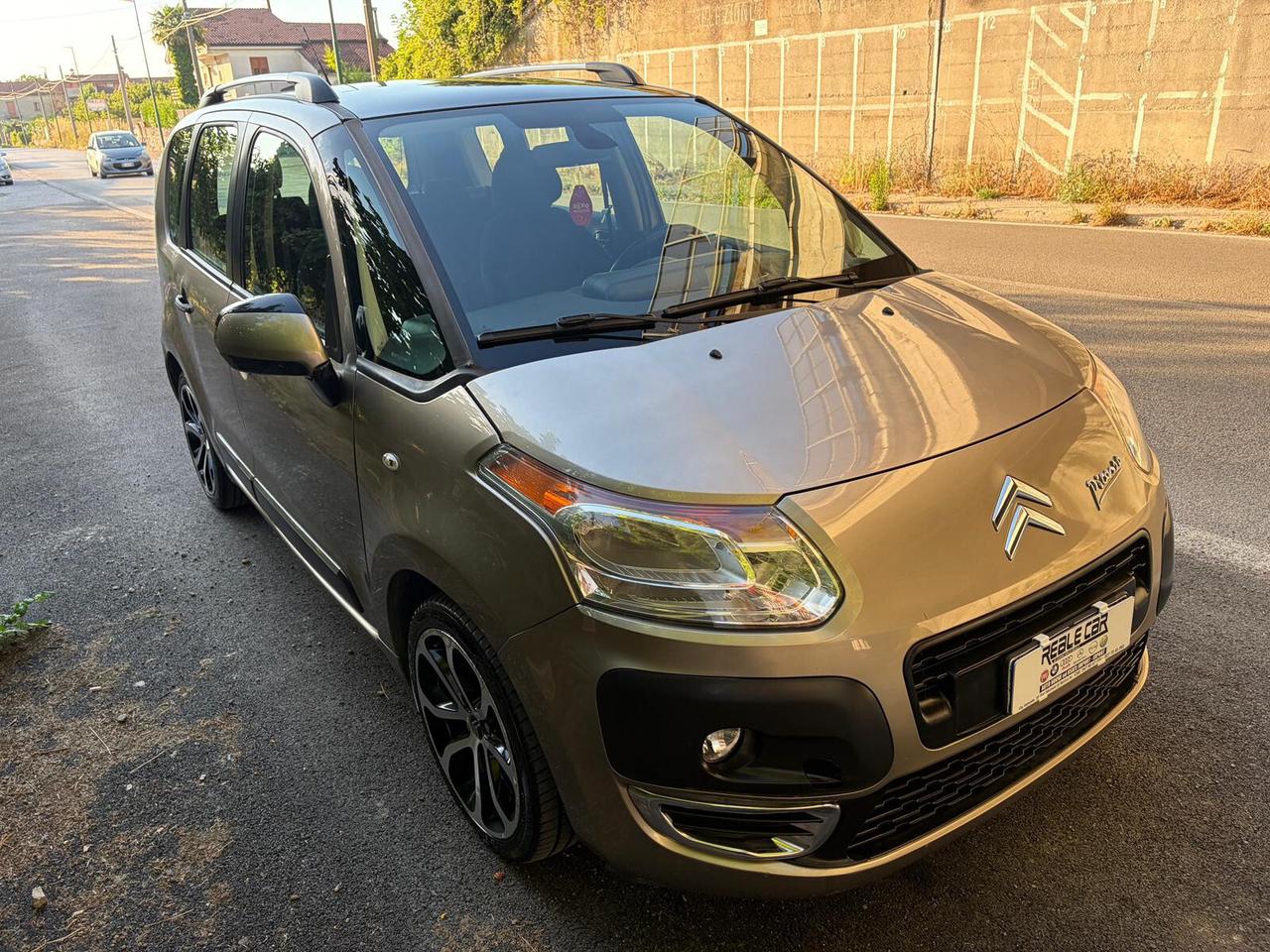 Citroen C3 Picasso 1.4 VTi 95cv Exclusive