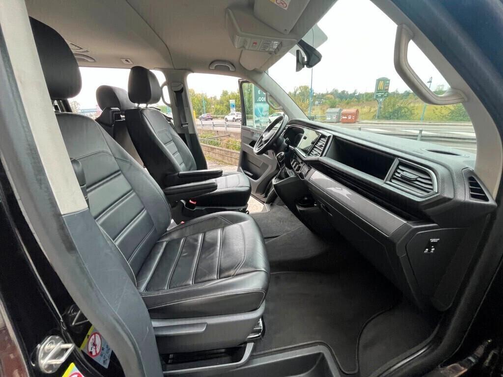 Volkswagen Multivan 2.0TDI T6.1 Highline 150cv dsg 7p