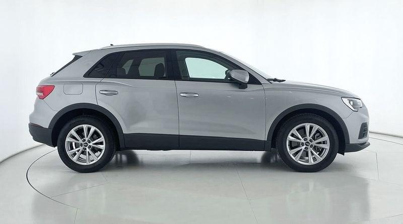 Audi Q3 40 TDI quattro S tronic Business