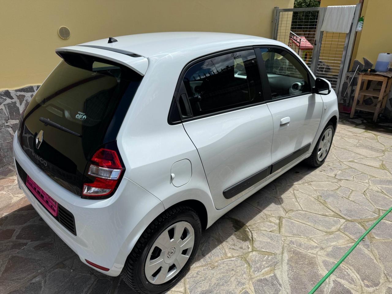 Renault Twingo euro 6 90000 km garanzia permute