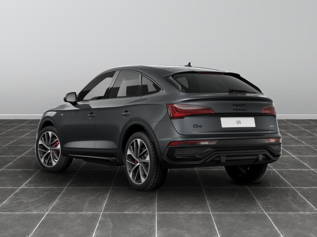 Audi Q5 sportback 40 2.0 tdi mhev 12v identity black quattro s tronic