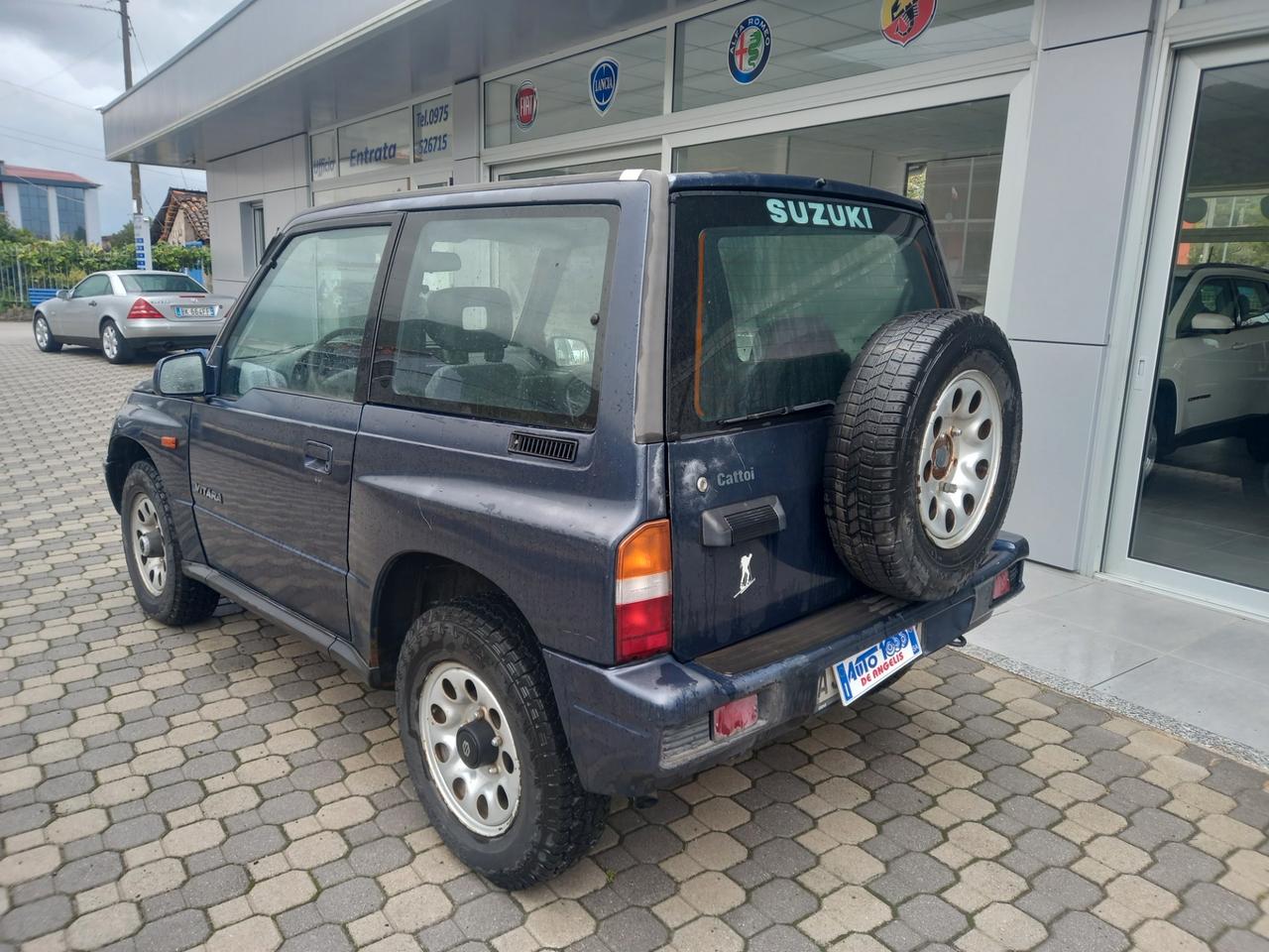 Suzuki Vitara 3P ( CORTO) 1.9 TD 4X4 RIDOTTE MOZZI RUOTE