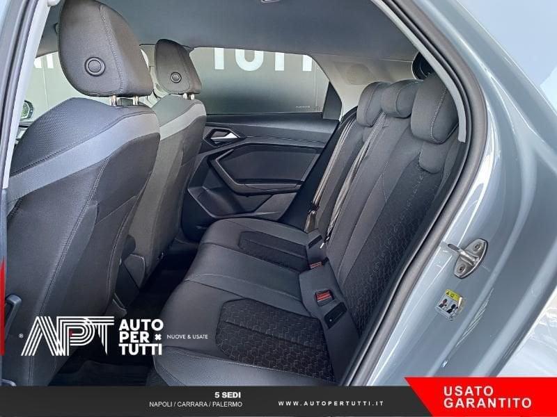 Audi A1 A1 Citycarver 30 1.0 tfsi Identity Contrast 110cv