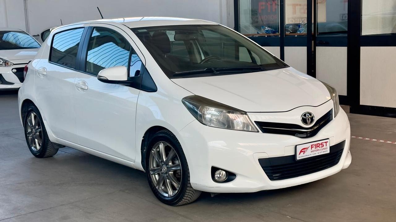 Toyota Yaris 1.4 D-4D 5 porte Lounge