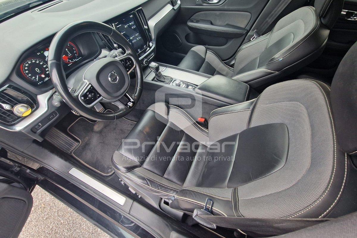 VOLVO V60 D3 Geartronic R-design