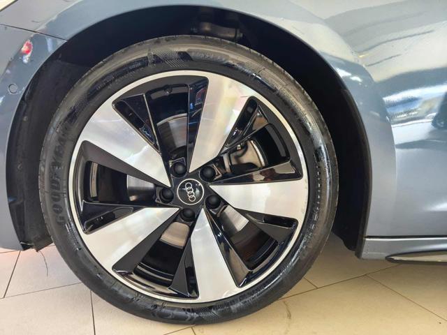 AUDI A5 Avant TFSI 150 kW S tronic quattro S Line edition