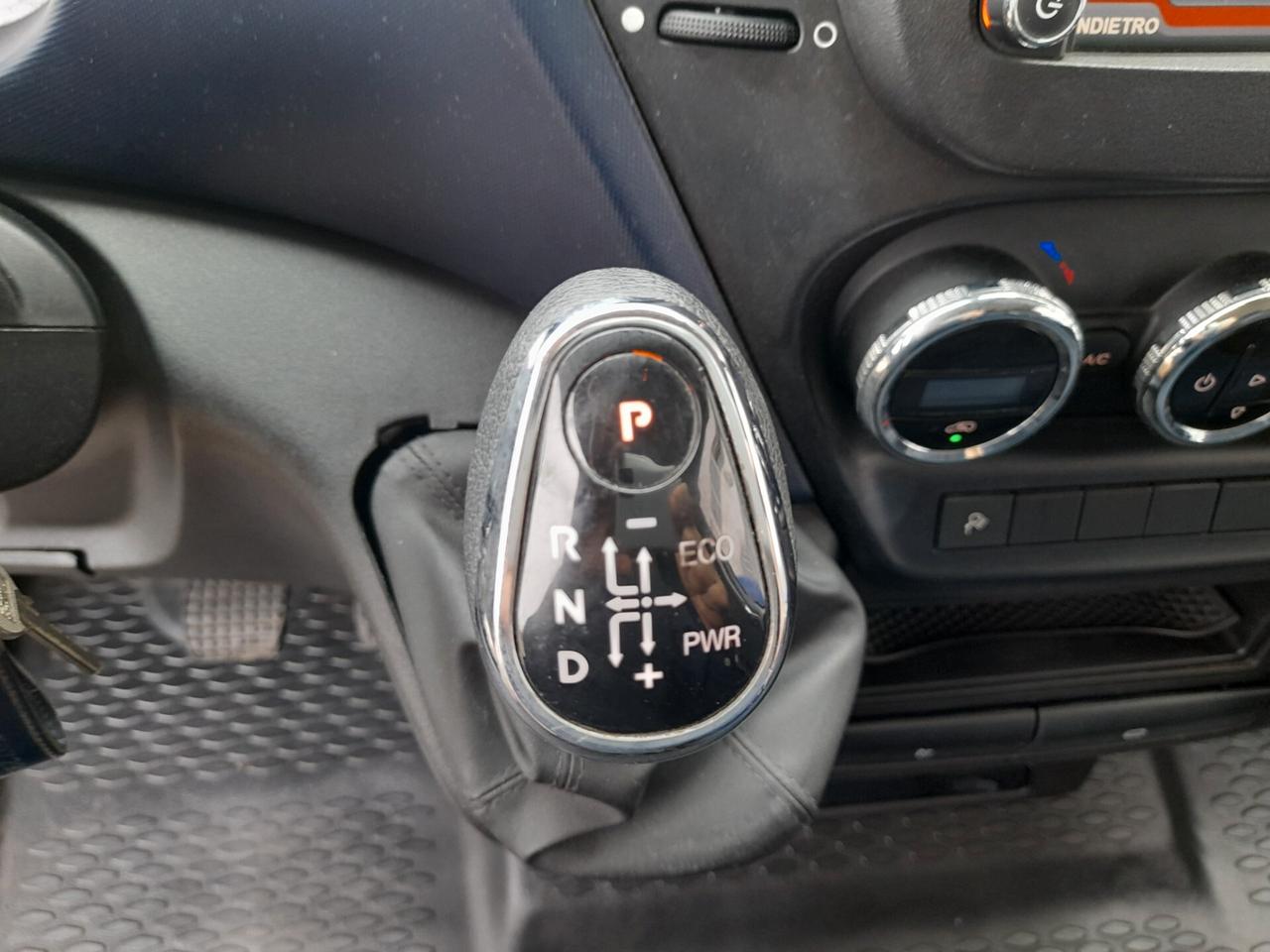 Iveco Daily 35S14A8V 2.3 HPT PM-SL-TM Furgone Hi-Matic