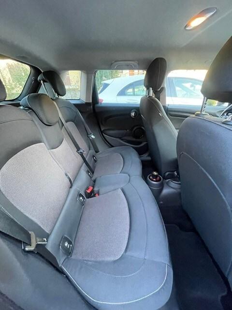 MINI Mini 5 porte (F55) Mini 1.5 Cooper D Busi...