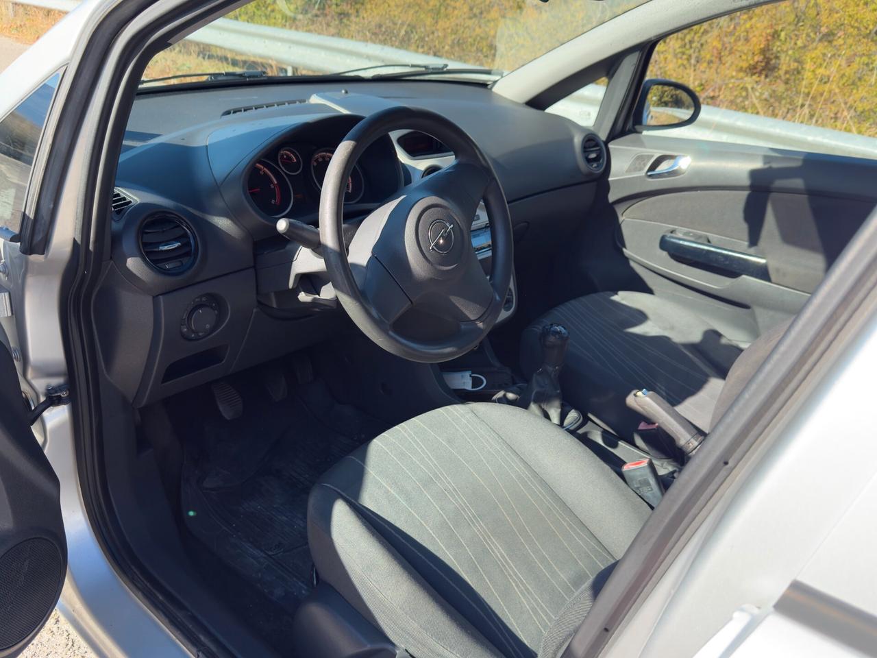 Opel Corsa 1.3 75CV