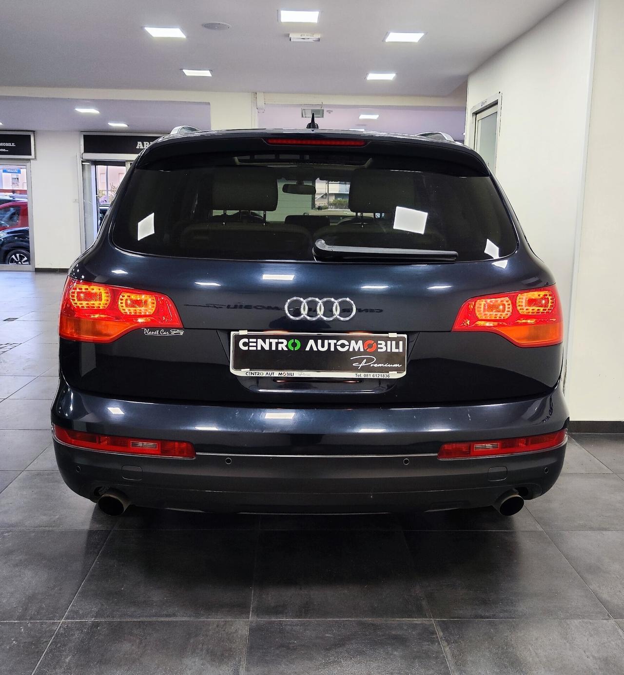 Audi Q7 3.0 V6 TDI 233CV quattro tiptronic Tetto 7 posti