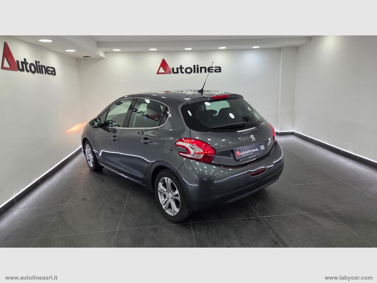 PEUGEOT 208 1.4 HDi 68 CV 5p. Allure