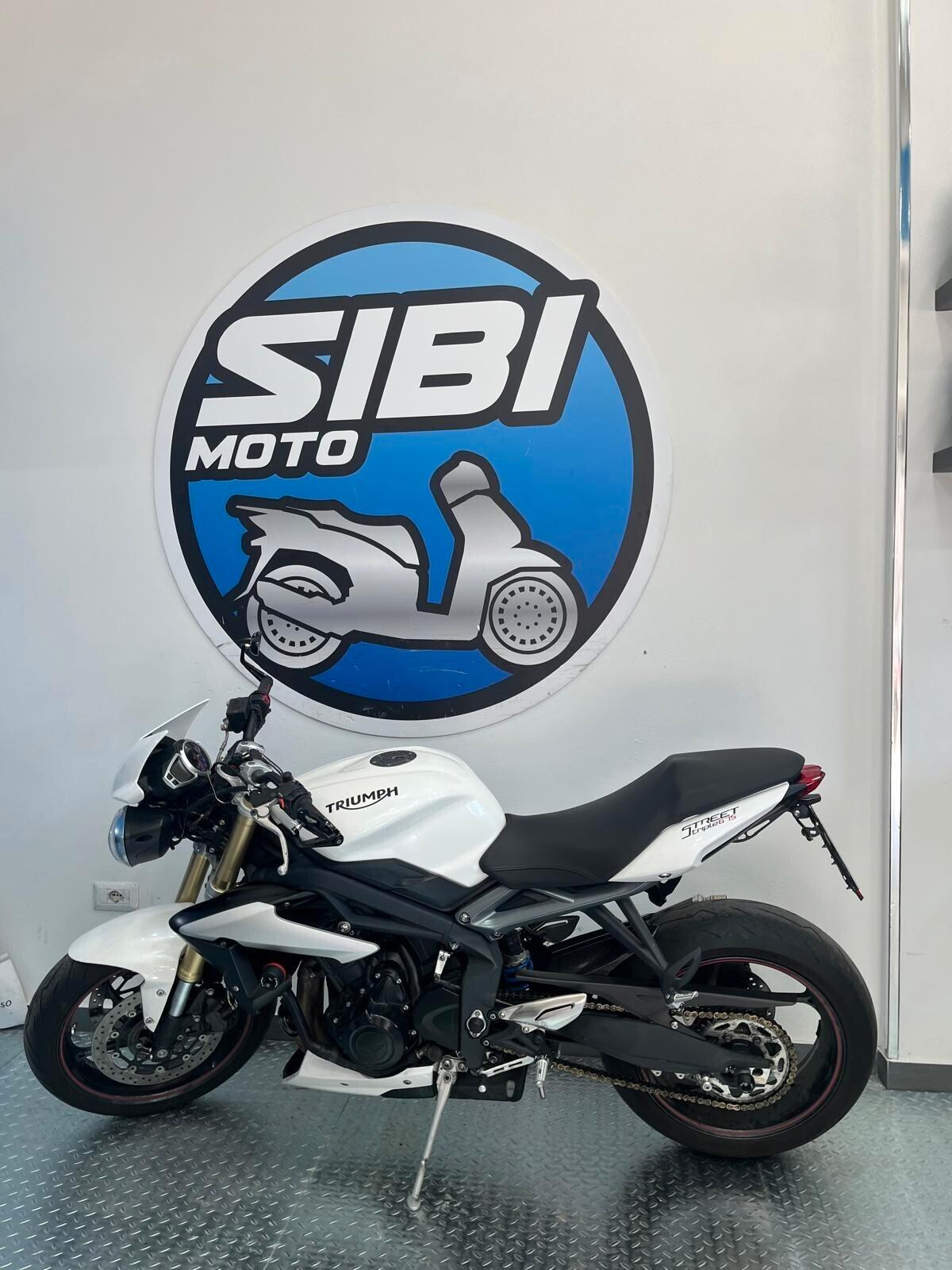 Triumph Street Triple 675