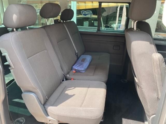 Volkswagen Caravelle 2.0 TDI 150CV DSG 4 Motion 5 Posti Autocarro