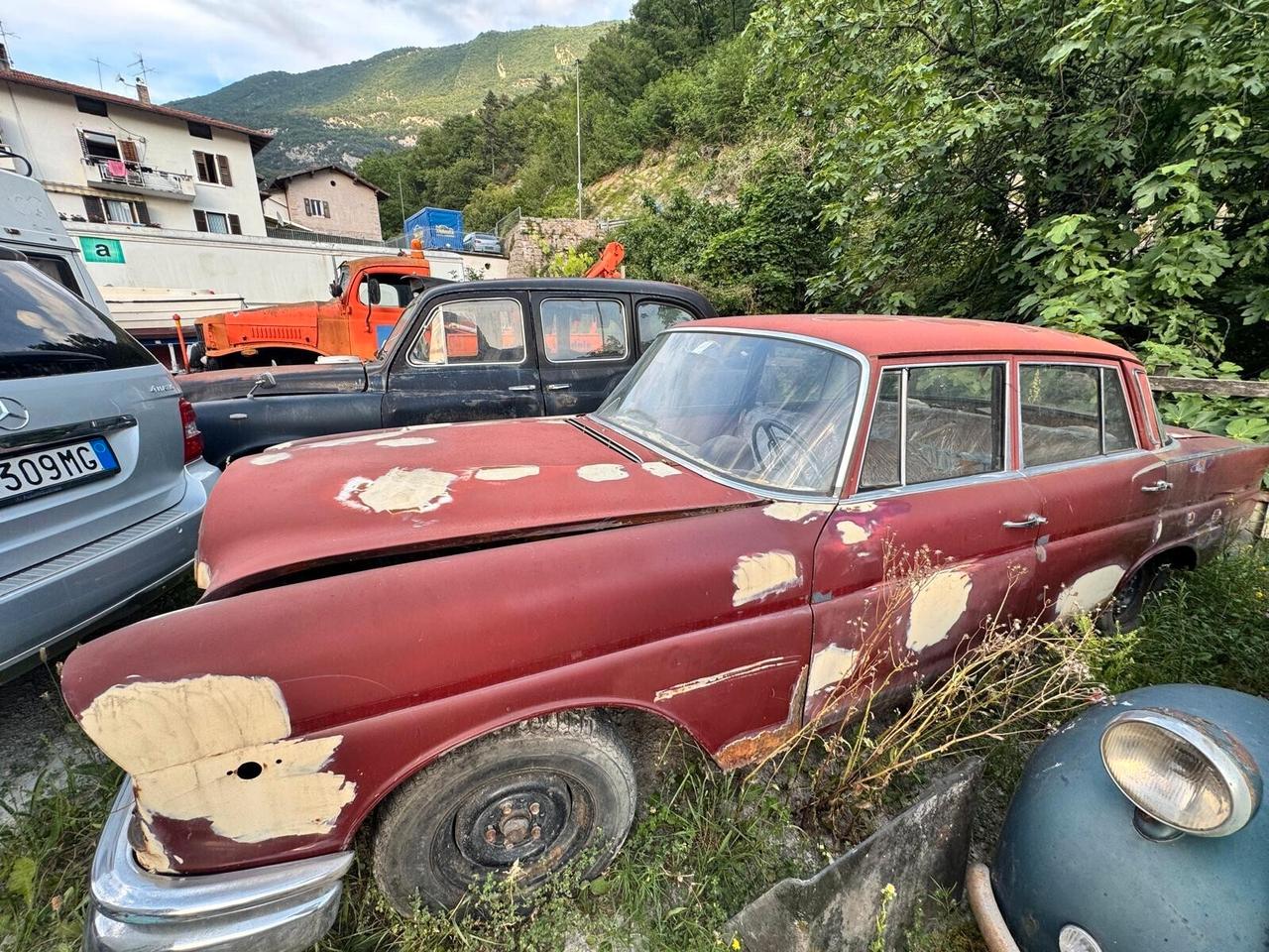Mercedes-benz 230 codine