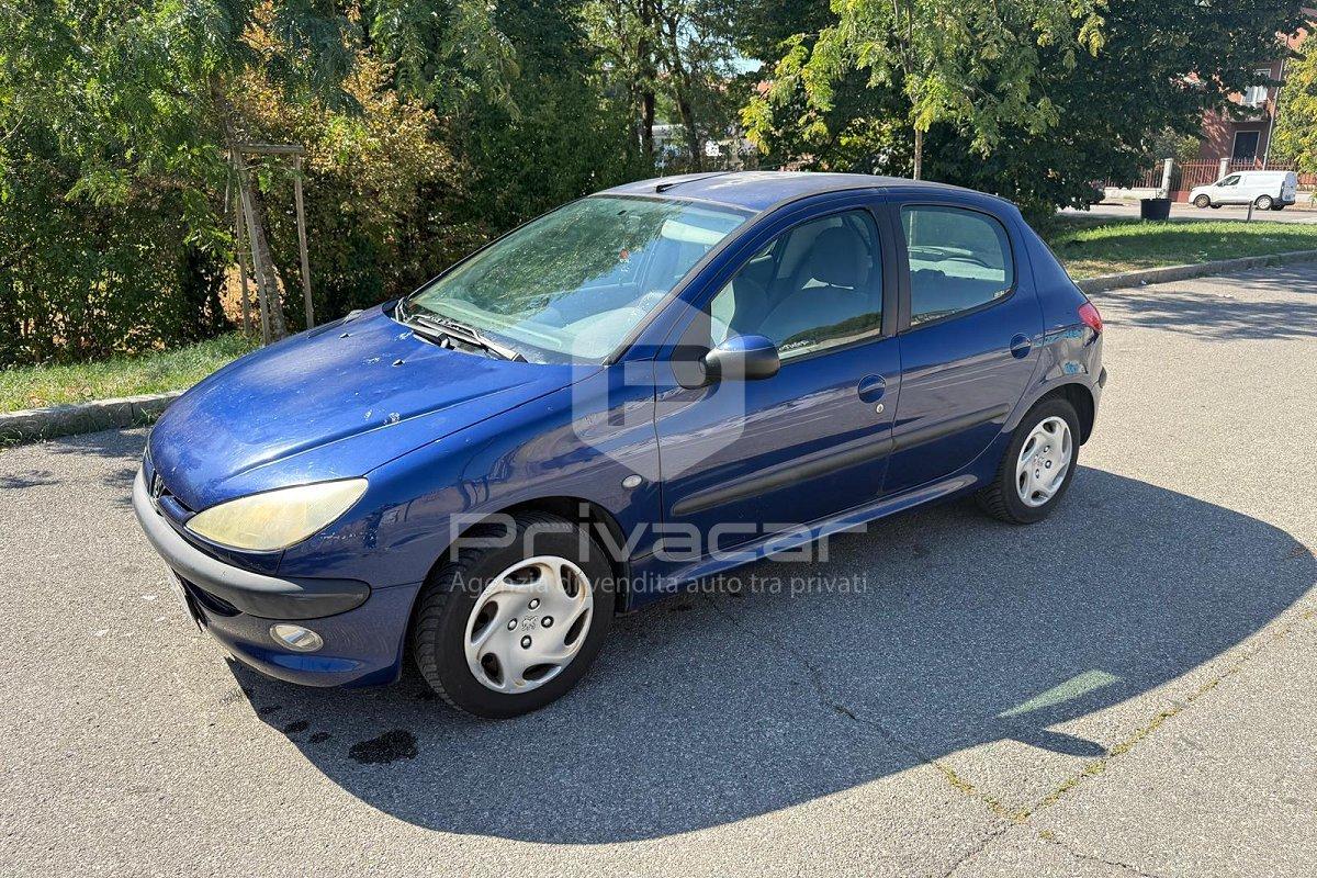 PEUGEOT 206 1.1 5p. XT