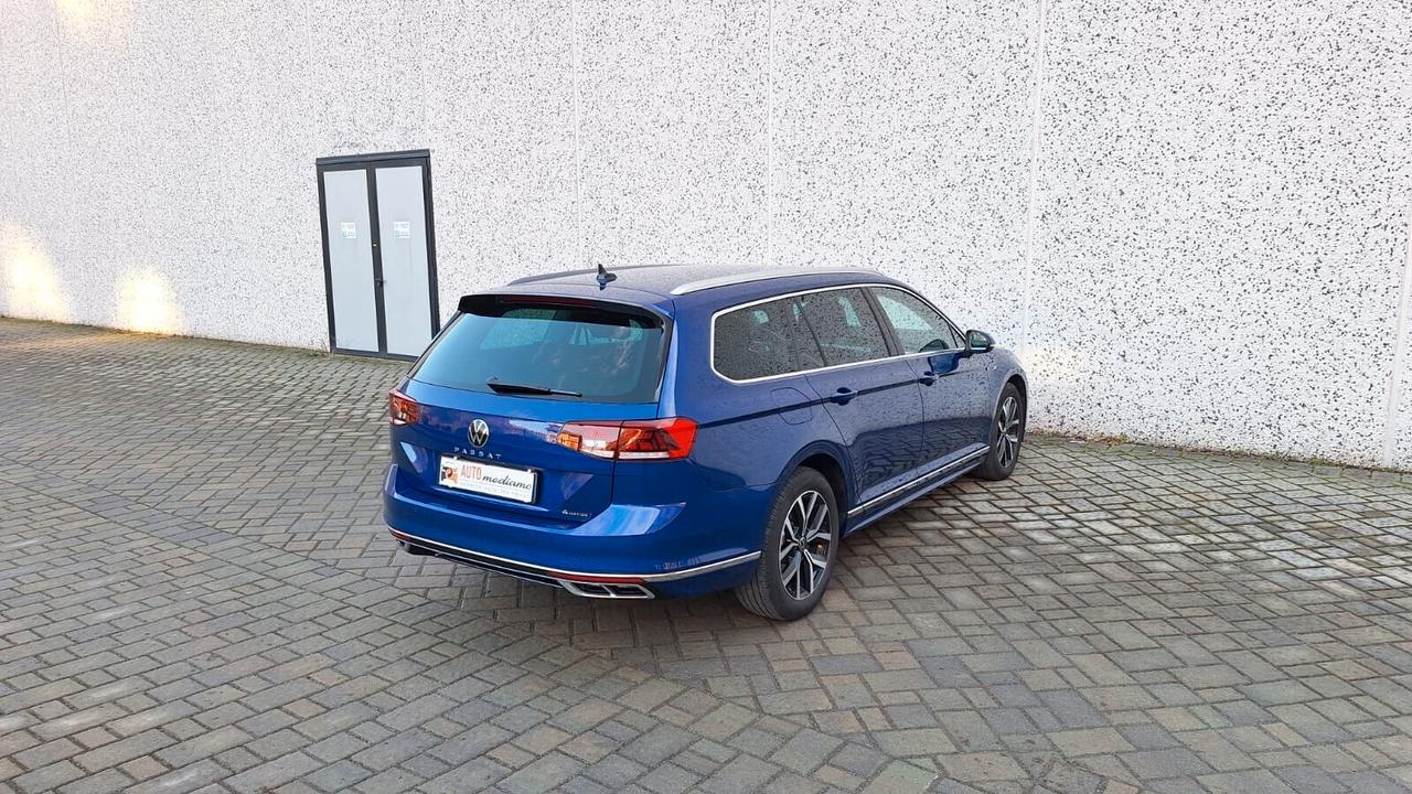 Volkswagen Passat Variant R-LINE 4MOTION